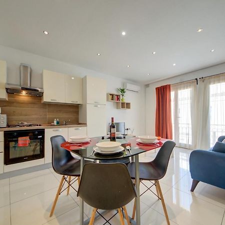 Sapphire Court 2 Bedroom Apartments By Shortletsmalta 슬리에마 외부 사진