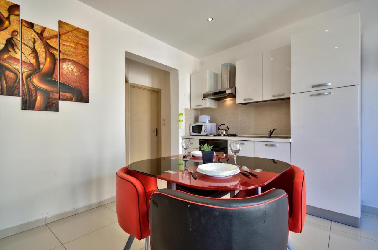 Sapphire Court 2 Bedroom Apartments By Shortletsmalta 슬리에마 외부 사진
